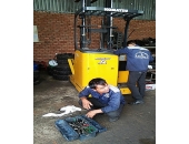 Dịch vụ sửa chữa xe nâng tại Bình Dương chuyên nghiệp, giá rẻ